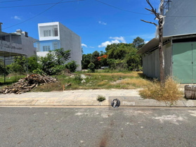 Cần bán gấp lô đất gần trung tâm hành chính Trà Vinh, Phường 8, DT 100m2, chỉ 500tr, SHR, TC 100%