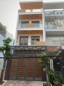 Nhà đẹp nhất Bình Thạnh! Hẻm xe hơi 12m KDC Bình Lợi (5x20m) 4 tầng siêu vip