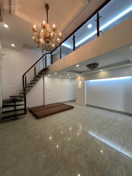 Chính chủ bán nhà tại 1150/6 đường Nguyễn Khoái, ô tô đỗ cửa, diện tích 58m2 x 2T, giá 2,5 tỷ