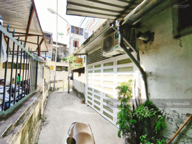 Bán gấp căn hộ 60m2, 2 mặt tiền, tại 114 E1 Quỳnh Mai siêu gần văn phòng, giá chỉ 4,8 tỷ