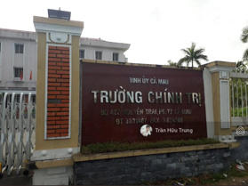 Bán nhanh đất 2 mặt tiền 120m2/ SHR. Ngay trung tâm phường 9, Thành Phố Cà Mau