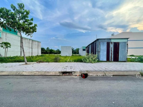 Thu lại vốn cần bán 120m2 đất Nguyễn Thị Minh Khai, P8, Cà Mau gần Trường THPT Nguyễn Việt Khái