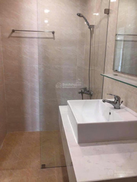 Cho thuê nhanh căn hộ Eco Green 3PN 2VS 95m2 đồ cơ bản giá 13,5tr/tháng. LH 0394 451 010