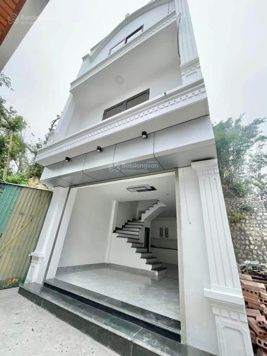 BÁN NHÀ 3 TẦNG GẦN ỦY BAN PHƯỜNG TRẦN HƯNG ĐẠO GIÁ 2TY3XXTR 0962 698 922