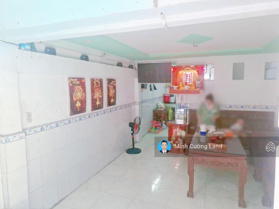 Bán nhà Huỳnh Tấn Phát Quận 7, sát vách Q4, 4x9m, 2 tầng đúc thật, HXH thông, cho thuê 7.5tr/tháng