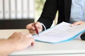 Tại sao không cần về nơi thường trú khi xác nhận sơ yếu lý lịch?