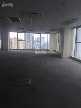 Cho thuê văn phòng tòa nhà 125 Nguyễn Sơn, Long Biên 45m2, 70m2, 100m2 - 800m2, giá 130 nghìn/m2/th