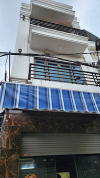 Hot! Nhà đẹp hiện đại, hẻm xe hơi, 48m2, 3 tầng, 3 phòng ngủ, phòng thờ, khách, bếp, 2.98 tỷ