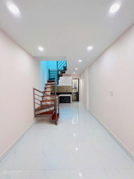 Nhà 2 tầng - DTCN 22m2 đất - Lê Quang Định, P5, Bình Thạnh