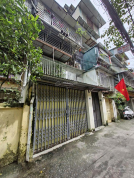 Chính chủ cho thuê nhà B4, tập thể Trung tự, có thể kinh doanh