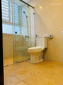 Cho thuê nhà nghỉ Trạm Trôi, mặt đường QL32, 7 tầng, 45m2, 10 phòng, 10WC, giá chỉ 22tr/ tháng