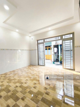 Nhà 2 tầng, 2PN, 2WC Khu Vip Phước Bình, Q9, giá chỉ 2.6tỷ TL