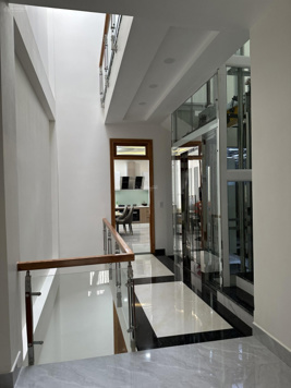 Bán mặt tiền siêu to giá tốt ở Khu K300, đường A4, 6mx20m, 4 tầng, giá hơn 23 tỷ, HĐT 40 triệu