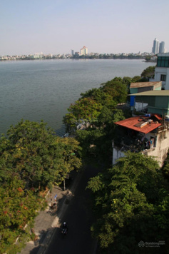 Chính chủ cho thuê nhà tầng 4, 5, 6 mặt hồ Tây, đường Nguyễn Đình Thi