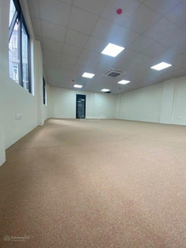 Cho thuê văn phòng tại Thái Hà, Hoàng Cầu, Đống Đa, Hà Nội. Diện tích 75m2, 100m2, 140m2, 500m2