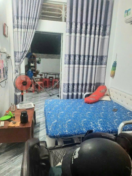 Bán nhà DIỆN TÍCH LỚN 53m2, sổ Hồng, Đường Huỳnh Tấn Phát, Quận 7.