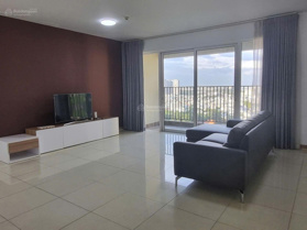 Độc quyền cho thuê căn hộ Vista Verde 4 PN 161 m2 full nội thất tầng cao - View hồ bơi giá tốt