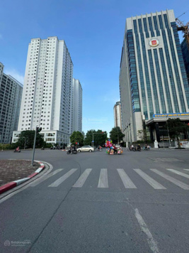 cho thuê căn chung cư Toà 30T Nam Trung Yên-85m2,3 ngủ,2wc giá tử 10,5tr-14tr