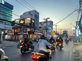 Vip! MTKD Tây Hòa. DT (10x30) = 300m2. Thuê 50 tr. Giá 31 tỷ, cách Metro 200 m, XD 5 tầng + hầm