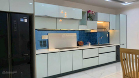 Ngộp bank - cần bán gấp nhà 3 tầng - hẻm ô tô - DT: Gần trung tâm - DT: 75m2