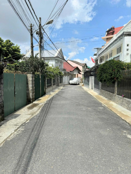 Bán đất xây căn hộ dịch vụ - hotel - villa nghỉ dưỡng - cách Hồ Xuân Hương chỉ 500m