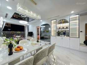 Chuyên cho thuê CH Vinhomes Central Park căn 1 - 2 - 3 - 4PN, Landmark 81 giá tốt nhất 0918 328 348