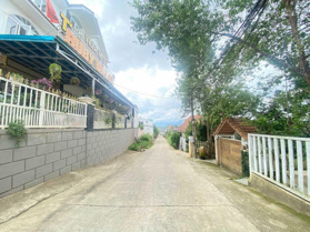 Bán đất tặng nhà vườn - ô tô vô tận nơi - cách trung tâm chỉ 2km