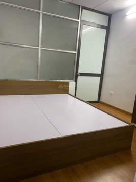 Cần tiền bán gấp nhà phố Quốc Tử Giám 25 m2 xây 4 tầng không quy hoạch giá 3.5 tỷ LH 0828 555 333