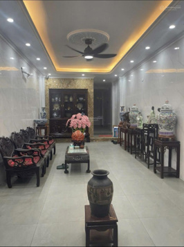 Nhà khu Công Viên Lâm Hạ, Long Biên, 60m2, 7 tầng chỉ hơn 20 tỷ. Đường 2 ô tô tải tránh nhau được