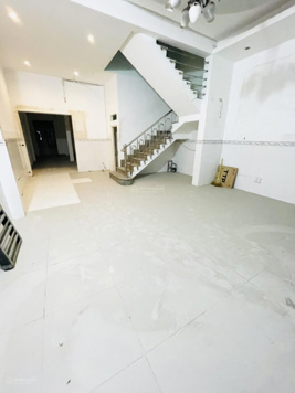 Cửa ngõ vào TTTC Quốc Tế, Nguyễn Văn Linh cổng KCX Tân Thuận, Q7 DT 140m2 ngang gần 6m giá 25 tỷ TL