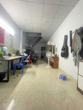 Nhà Thụy Phương - vuông - hiếm - rẻ - đẹp - ngay gần bãi ô tô - ba bước ra đường lớn - 6,39 tỷ