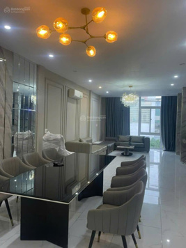 Hạ giá - bán gấp nhà 6 tầng 2 mặt tiền Đống Đa - Hải Châu. KD sầm uất bậc nhất Đà Nẵng