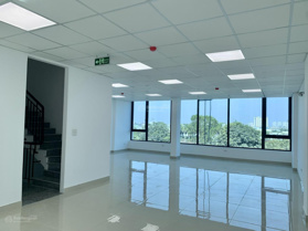 Cho thuê nhà mặt đường gom đại lộ Thăng Long sát khu Vinsmart City