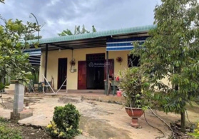 Kẹt tiền thanh lý nhanh căn nhà vườn cấp bốn sát QL14