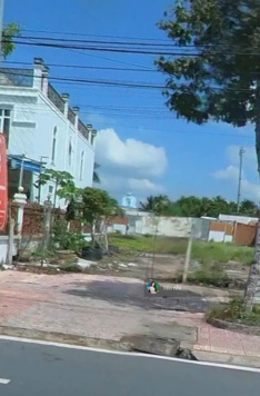 Cần bán đất MT Nguyễn Trung Trực, T. T Một Ngàn, Châu Thành A, Hậu Giang. 120m2, SHR