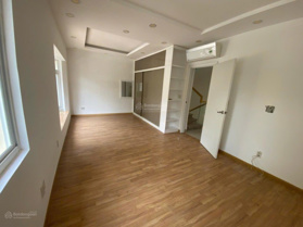 Duy nhất một căn song lập giá tốt, ngay cầu Ánh Sao - PMH chào bán giá tốt