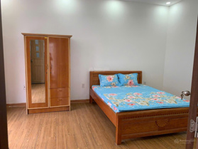 Bán căn góc 1 trệt 2 lầu ngay mặt tiền 827 khu an ninh, sổ hồng