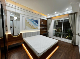 Bán căn hộ 110m2 tòa 113 Trung Kính, Cầu Giấy, nhà đẹp full nội thất, LH 0944 956 368