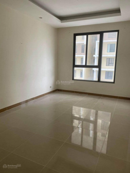 Bán căn hộ chung cư Era Town Đức Khải, 2PN, 67m2, nhà trống, giá 1,750 tỷ. LH: 0916 887 727
