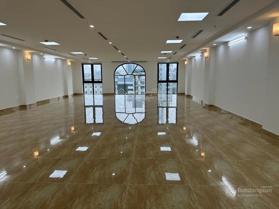 Bán toà văn phòng phố Khúc Thừa Dụ, quận Cầu Giấy 150m2 x 9 tầng MT 9m GPXD, PCCC tiêu chuẩn