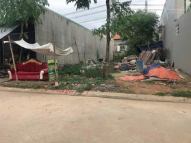 Chủ cần sang gấp lô đất 450m2 nằm ngay mặt tiền DT741 full thổ sổ sẵn sang tên công chứng liền