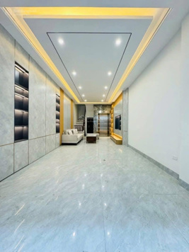 Bân nhà Phú đô Nam từ Liêm 35mx6 tầng thang máy đẹp long lanh, ngõ rộng, gần ô tô chỉ 6.85 tỷ