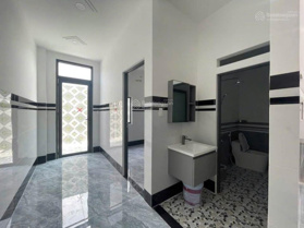 Bán nhà đang cho thuê 6 triệu/tháng tại Cách Mạng Tháng Tám, An Thạnh, Thuận An giá 820 triệu/ 90m2