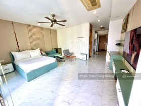 căn hộ Nha Trang Center View biển 1 phút đi bộ tắm biển, 55m2, giá 2,55 tỷ Sổ Hồng