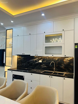 LIỀN KỀ - KHU ĐT - VĂN KHÊ HOA HẬU - 7 TẦNG - THANG MÁY - THIẾT KẾ - FULL NỘI THẤT 5 SAO