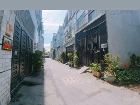 Đất đối diện Vạn Phúc-Thủ Đức,58m2,giá 4,7 tỷ,sổ riêng,xd tự do,thuận tiện ở hoặc làm văn phòng