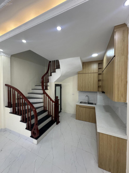 BÁN NHÀ XÂY MỚI PHỐ ĐÀM QUANG TRUNG - GẦN PHỐ - NHÀ THOÁNG SÁNG