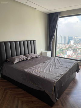 (Chính chủ) cho thuê căn 2PN full đồ đẹp Royal City, vào được ngay, giá 17 triệu (miễn trung gian)