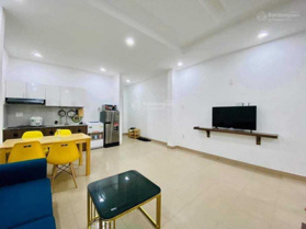 Căn hộ 2PN (1PN + 1 giường ngoài có rèm) rộng 60m2 MT đường Nguyễn Văn Linh gần ĐH Duy Tân