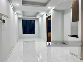 Bán gấp 2PN Opal Skyline 64,4m2 chỉ 1,699 tỷ sổ hồng sẵn sang tên ngay.